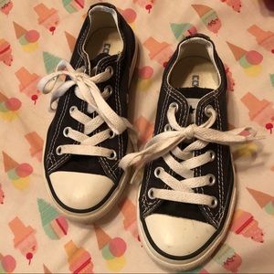 Black Converse